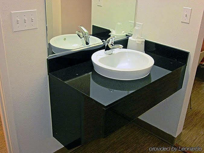 Guest House Ellensburg 2*
